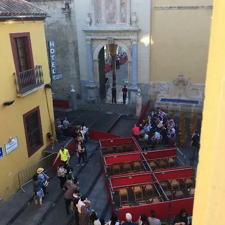 Lägenhet El Balcon De La Mezquita *